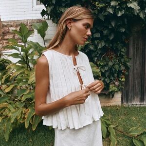 Folded Ruffles Lace Up Top
